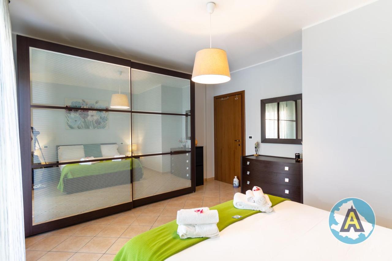 Intero Appartamento A Montesilvano 56A Εξωτερικό φωτογραφία